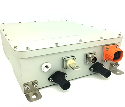 全國(guó)產(chǎn)化大功率6000W (S22A系列）水冷電動(dòng)汽車DCDC電源變換器轉(zhuǎn)換器